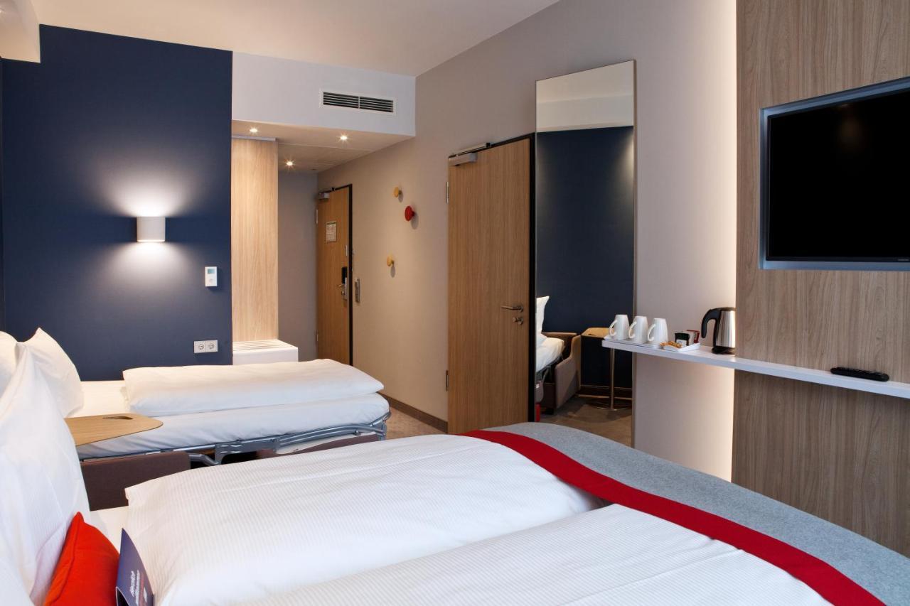 Holiday Inn Express - Kaiserslautern By Ihg Exteriör bild