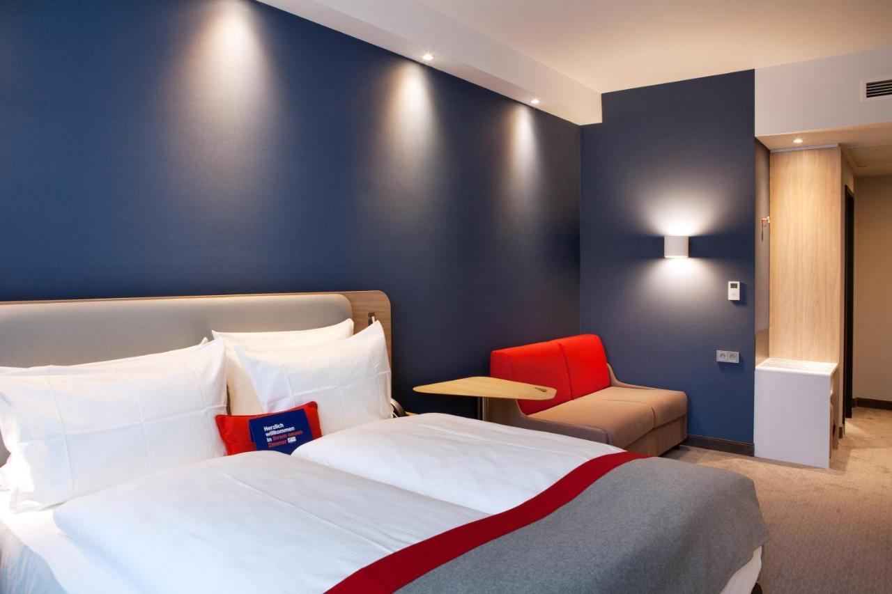 Holiday Inn Express - Kaiserslautern By Ihg Exteriör bild