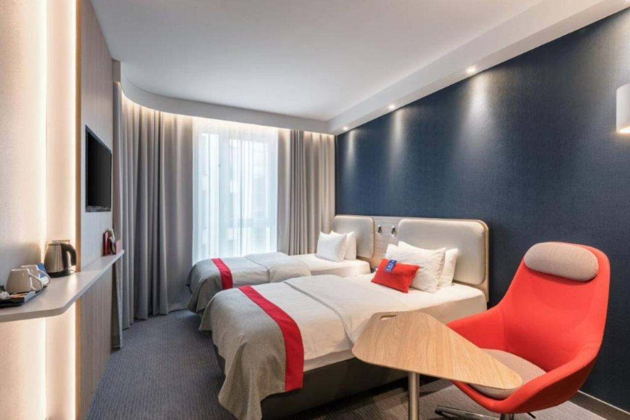 Holiday Inn Express - Kaiserslautern By Ihg Exteriör bild