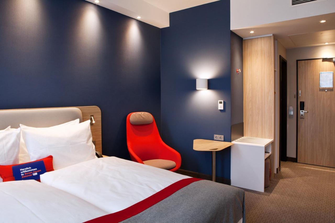 Holiday Inn Express - Kaiserslautern By Ihg Exteriör bild