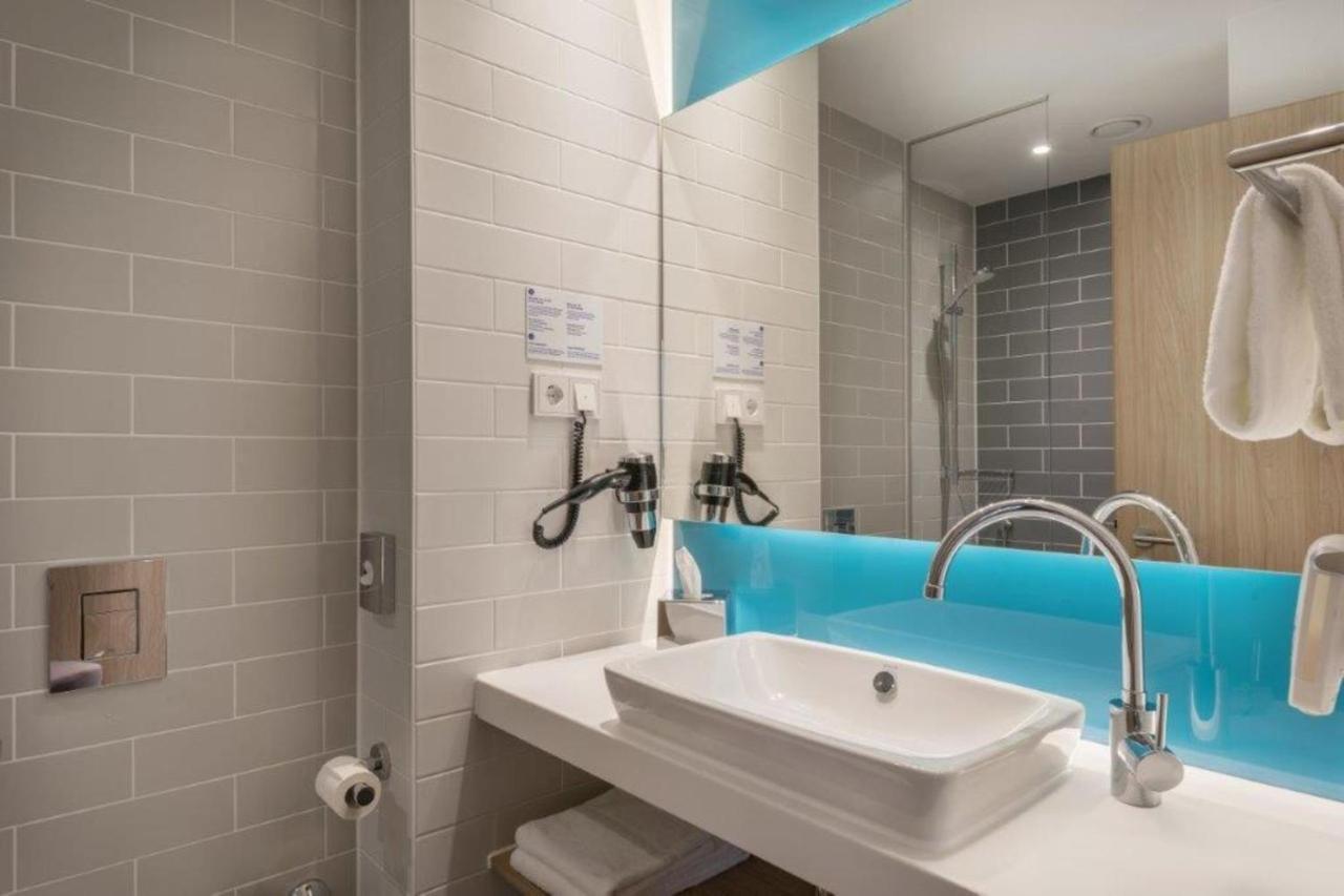 Holiday Inn Express - Kaiserslautern By Ihg Exteriör bild